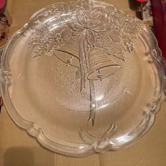 Vintage Mikasa Christmas glass serve ware - Picture 3 of 7